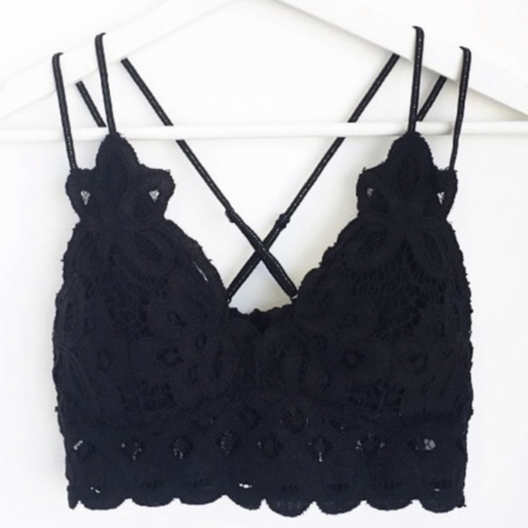 SALE Black Double Strap Crochet Lace Scallop Bralette - Picture 1 of 3